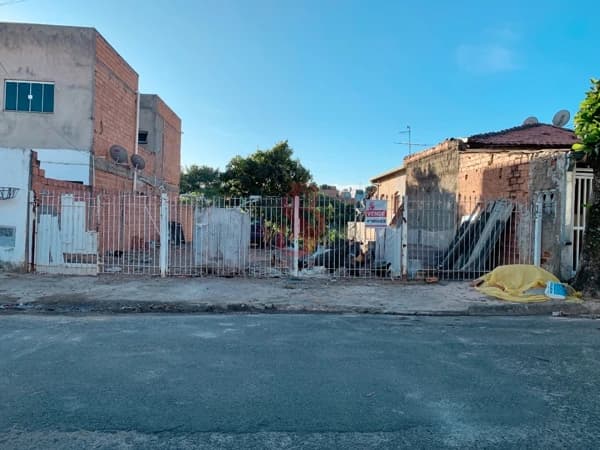 Lote/Terreno em Hortolândia - Jardim São Camilo