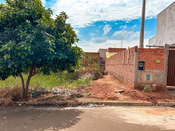 Lote/Terreno em Hortolândia - Parque Terras de Santa Maria