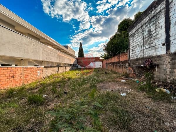 Lote/Terreno em Hortolândia - Vila Real