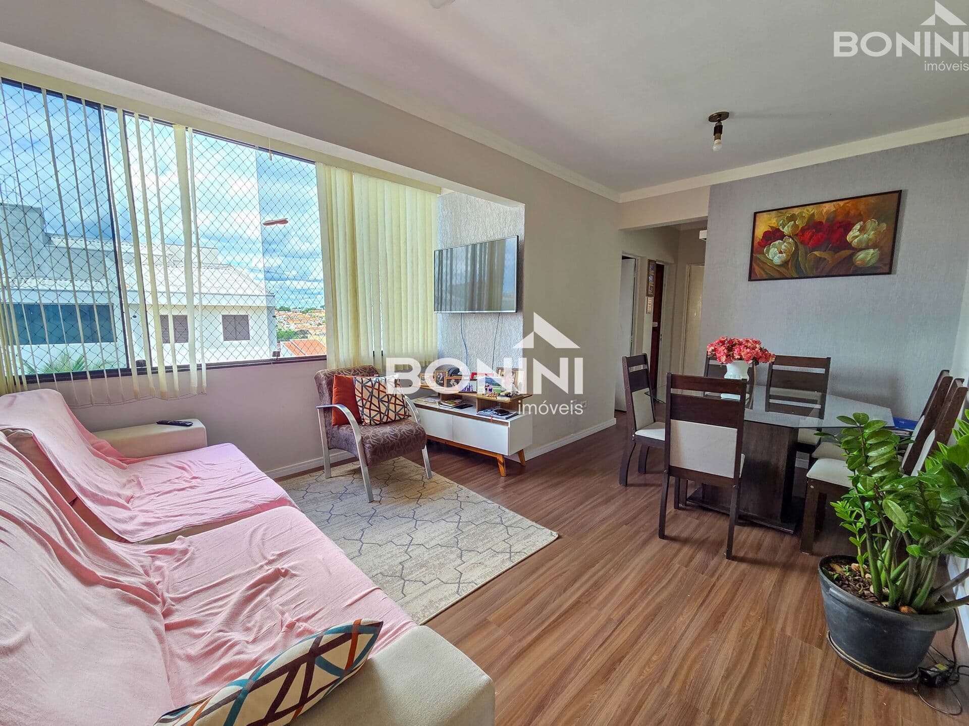 Apartamento amplo à venda no Jardim São Vito em Americana/SP