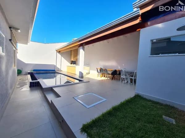 Casa com 3 dormitórios à venda, 179 m² por R$ 850.000,00 - Vila Frezzarin - Americana/SP