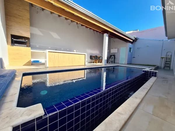 Casa com 3 dormitórios à venda, 179 m² por R$ 850.000,00 - Vila Frezzarin - Americana/SP