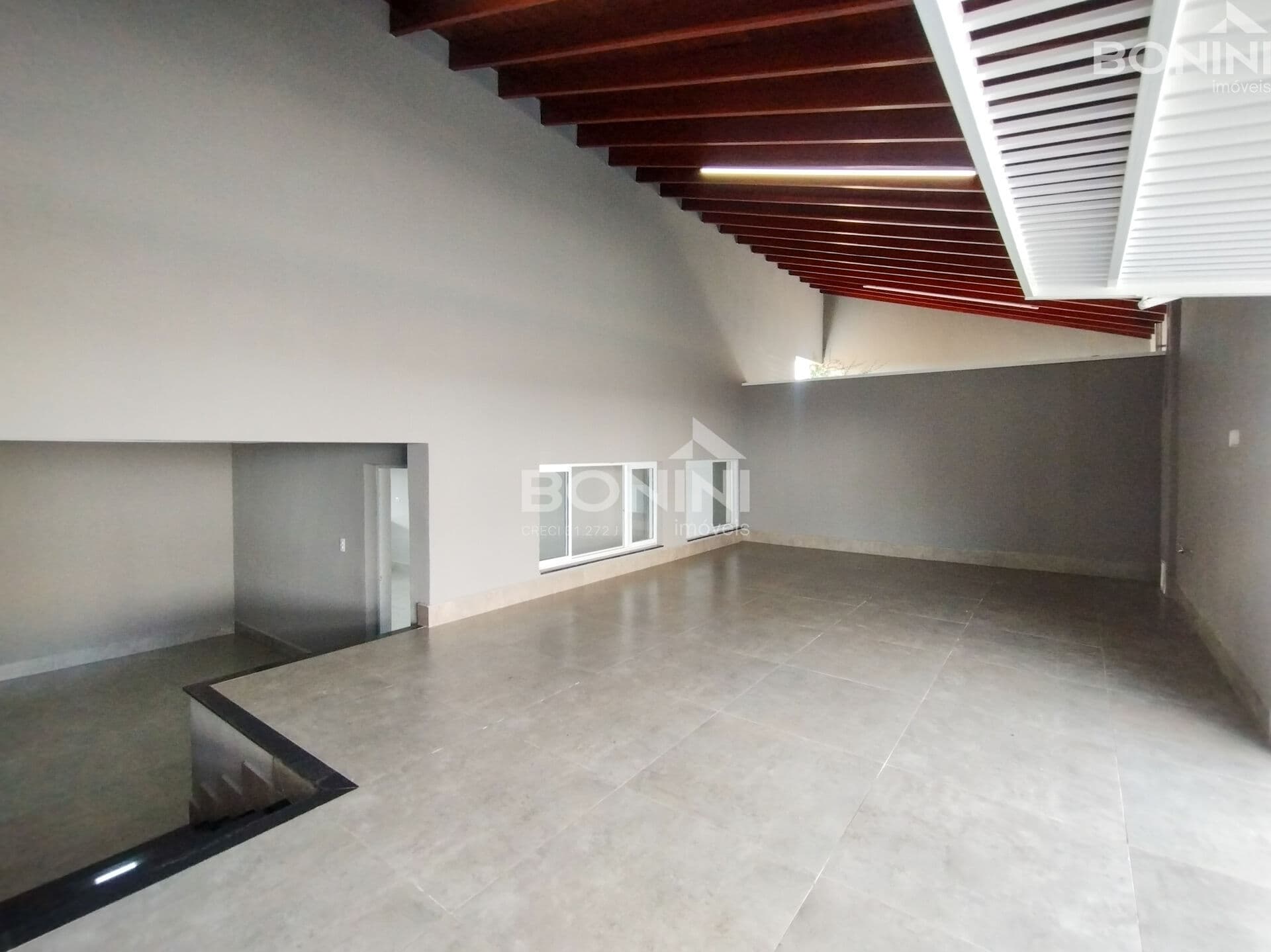 Casa com suíte e área gourmet no Vila Amorim em Americana