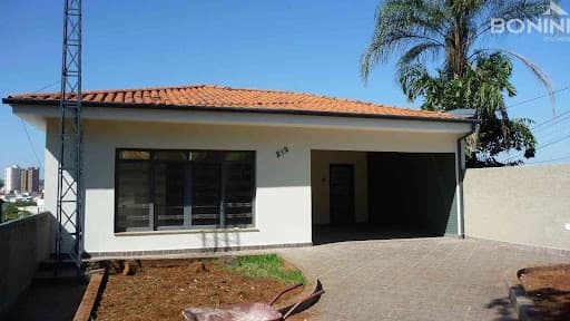 Casa com 3 dormitórios à venda, 243 m² por R$ 630.000,00 - Colina - Americana/SP