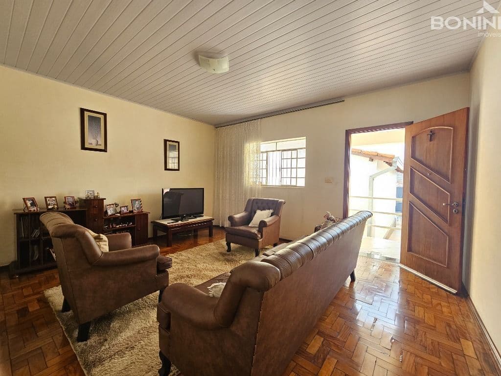 Casa com 3 dormitórios à venda - Vila Cordenonsi - Americana/SP