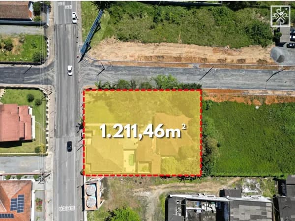Terreno à Venda com 1.211m² na Barra do Rio Cerro – Jaraguá do Sul