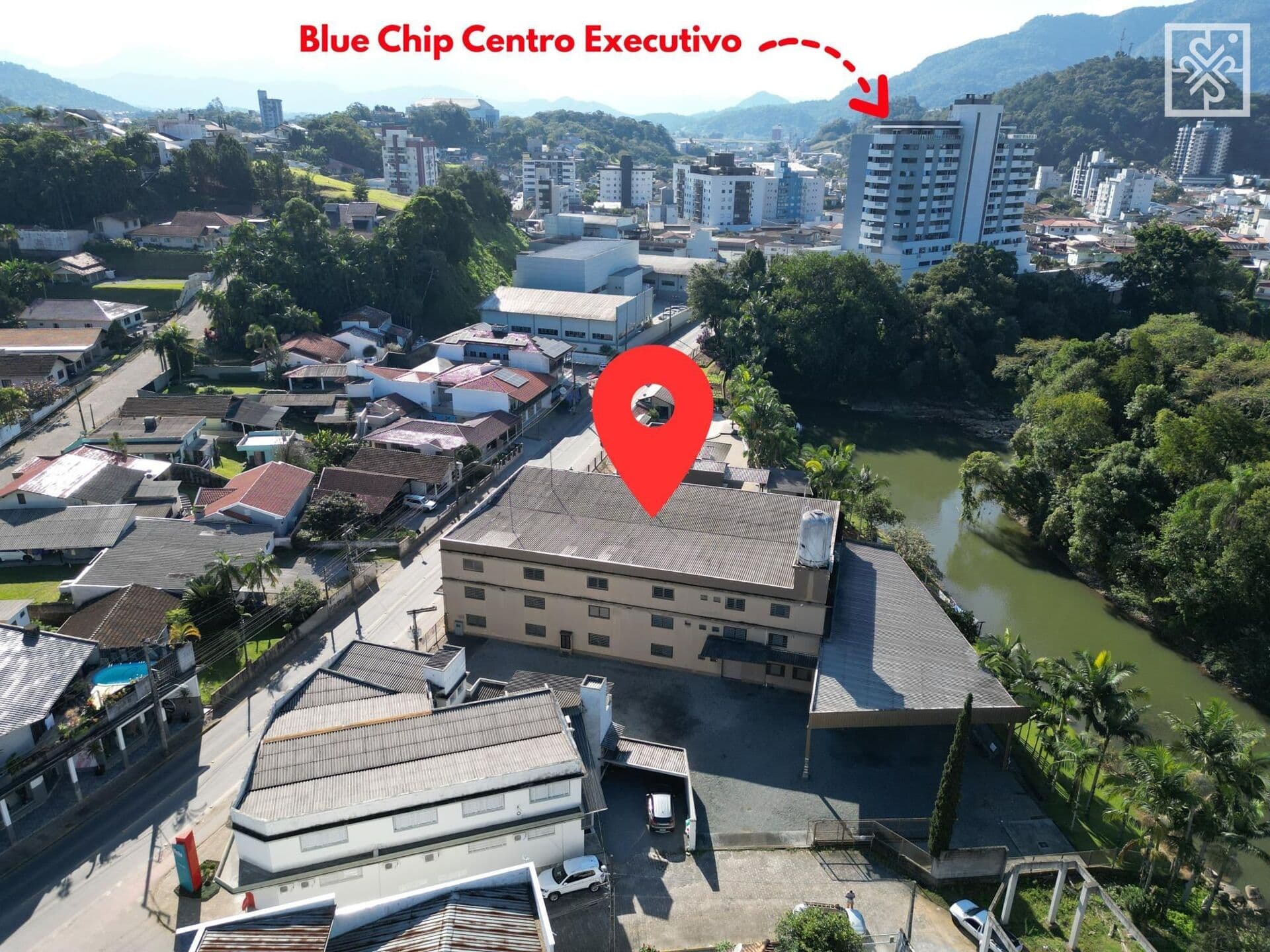 Galpão à venda com 1.422,88m² no Jaraguá Esquerdo
