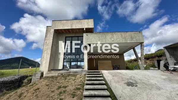 Casa com 3 quartos à venda, 226 m² por R$ 900.000 - Ubatiba - Maricá/RJ