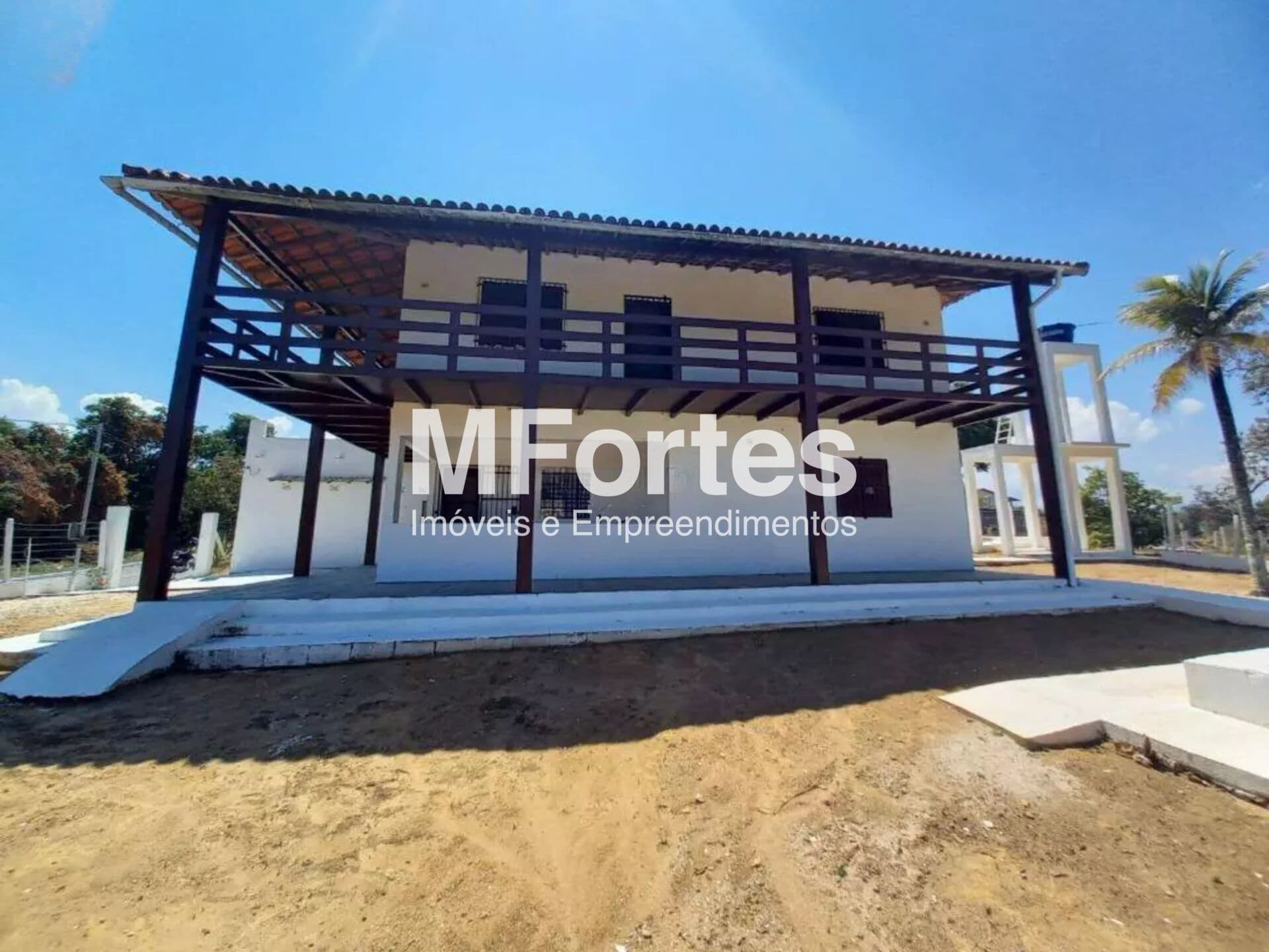 Casa com vista para Mar e Lagoa à Venda em Jacaroá, 306m² Construidos e 720m² de Terreno, Maricá/RJ