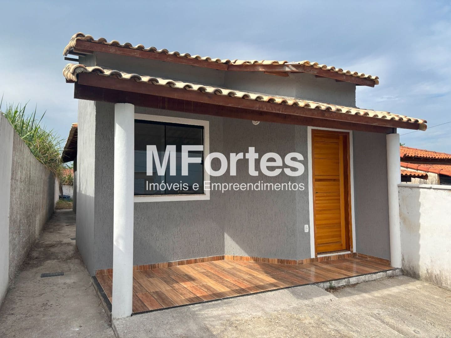 Casa com 2 dormitórios à venda, 79 m² por R$ 300.000,00 - São José de Imbassai - Maricá/RJ