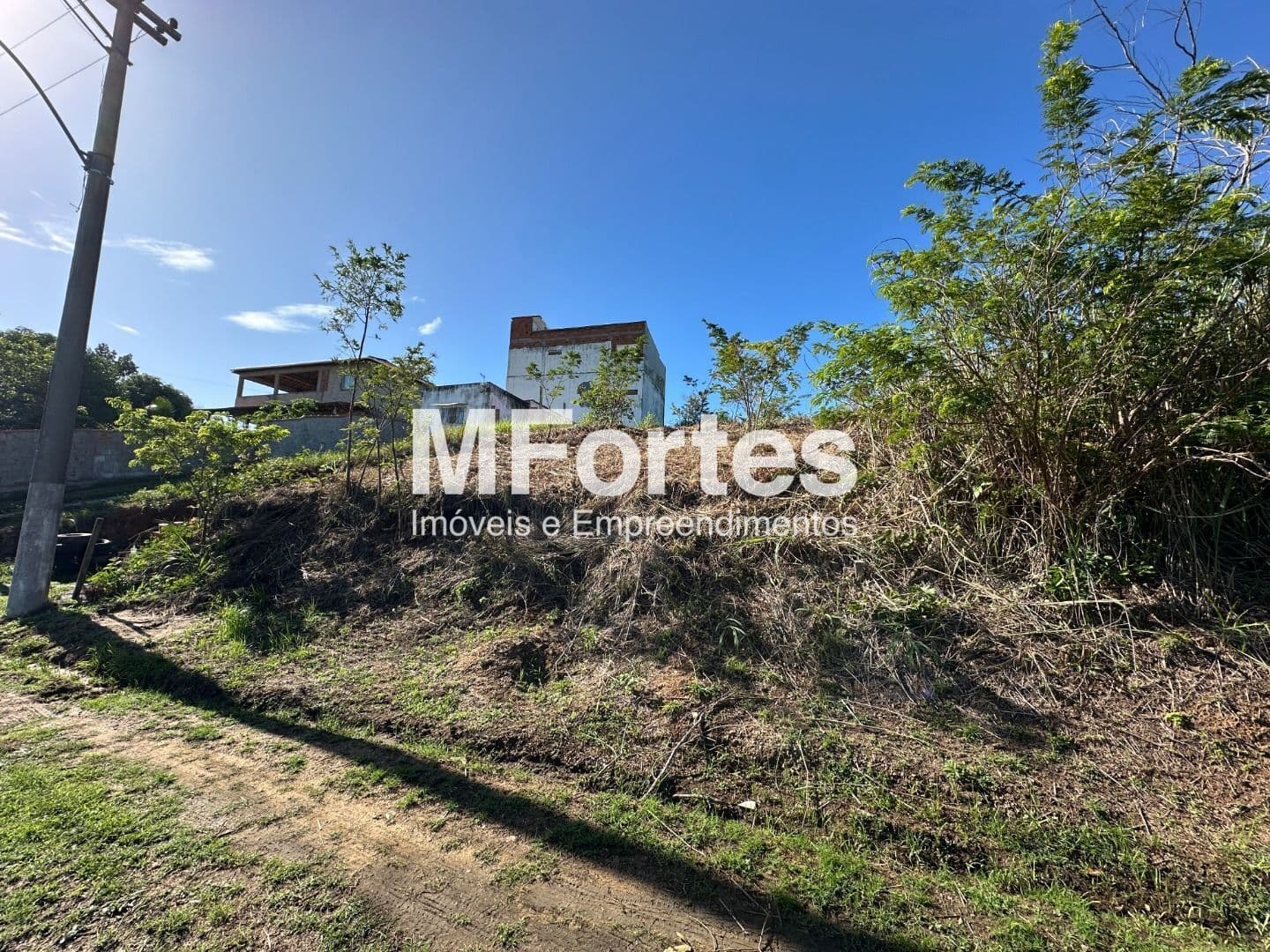 Terreno à Venda em Condomínio, 372 m² por R$ 70.000 - Pindobas - Maricá/RJ