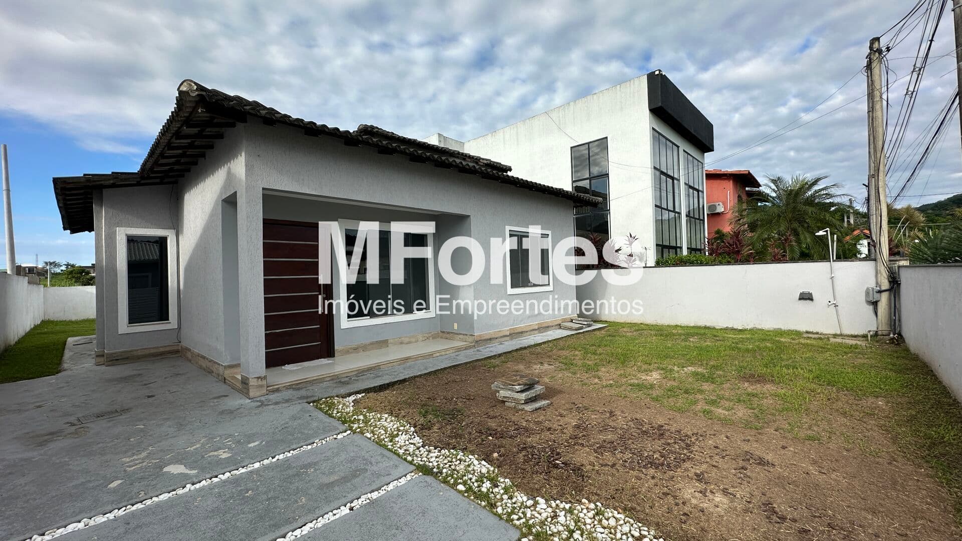 Vendo Casa no Condomínio Ubatã, em Maricá/RJ, 2 Quartos