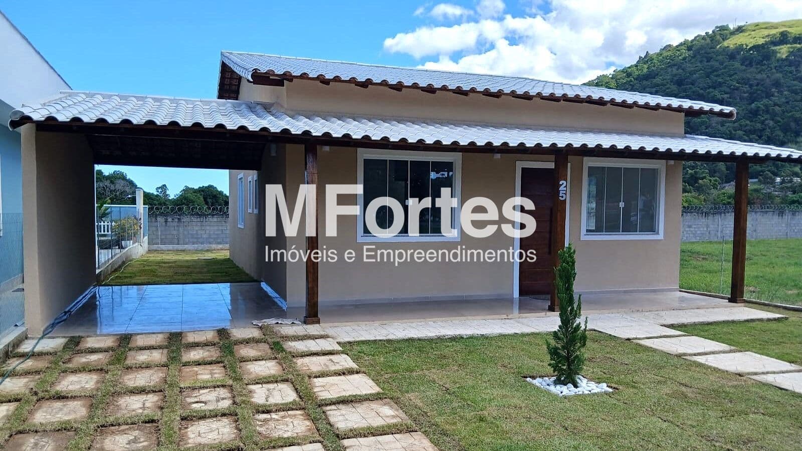 Casa de 110m² à venda em Condomínio em Maricá/RJ, 3 Quartos