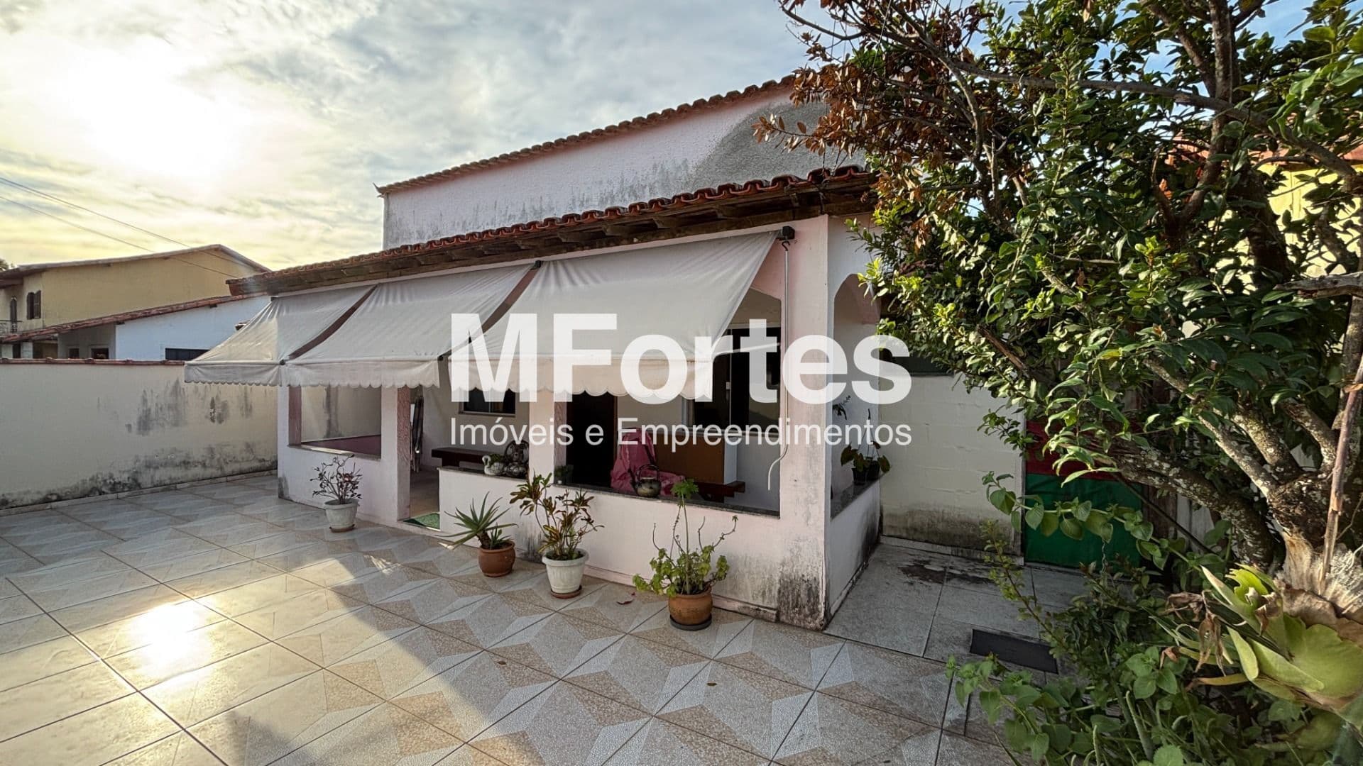 3 Casas à venda, no Centro de Maricá, 6 Quartos