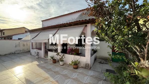 3 Casas à venda, no Centro de Maricá, 6 Quartos