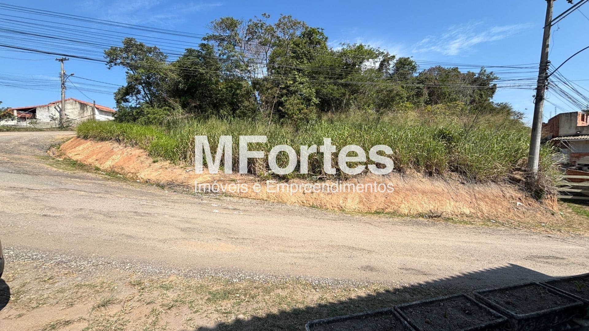 Terreno com 540 m² à venda - Centro - Maricá/RJ