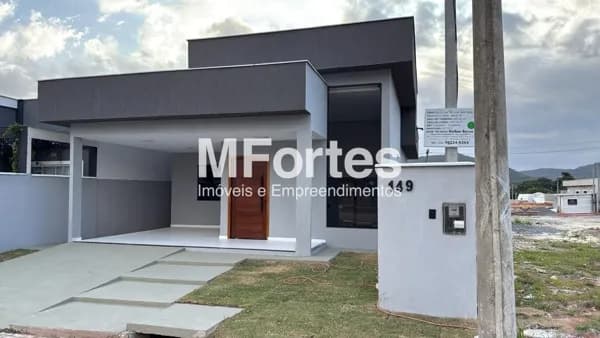 Casa com 3 dormitórios à venda, 120 m² por R$ 539.000 - Ubatiba - Maricá/RJ