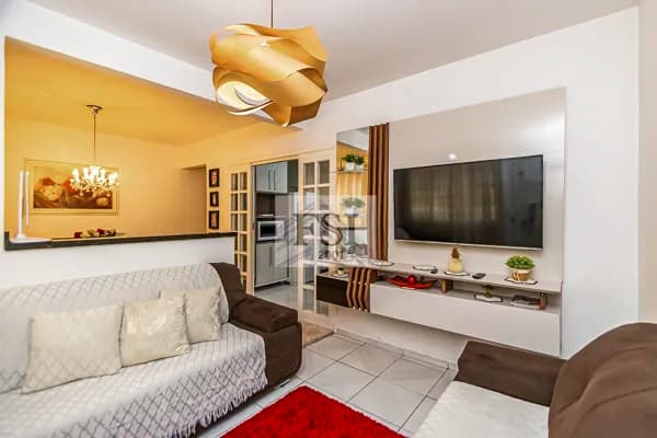 Casa averbada para Venda em São José dos Pinhais/PR - 2 Dorm. 80 m2 Área Útil