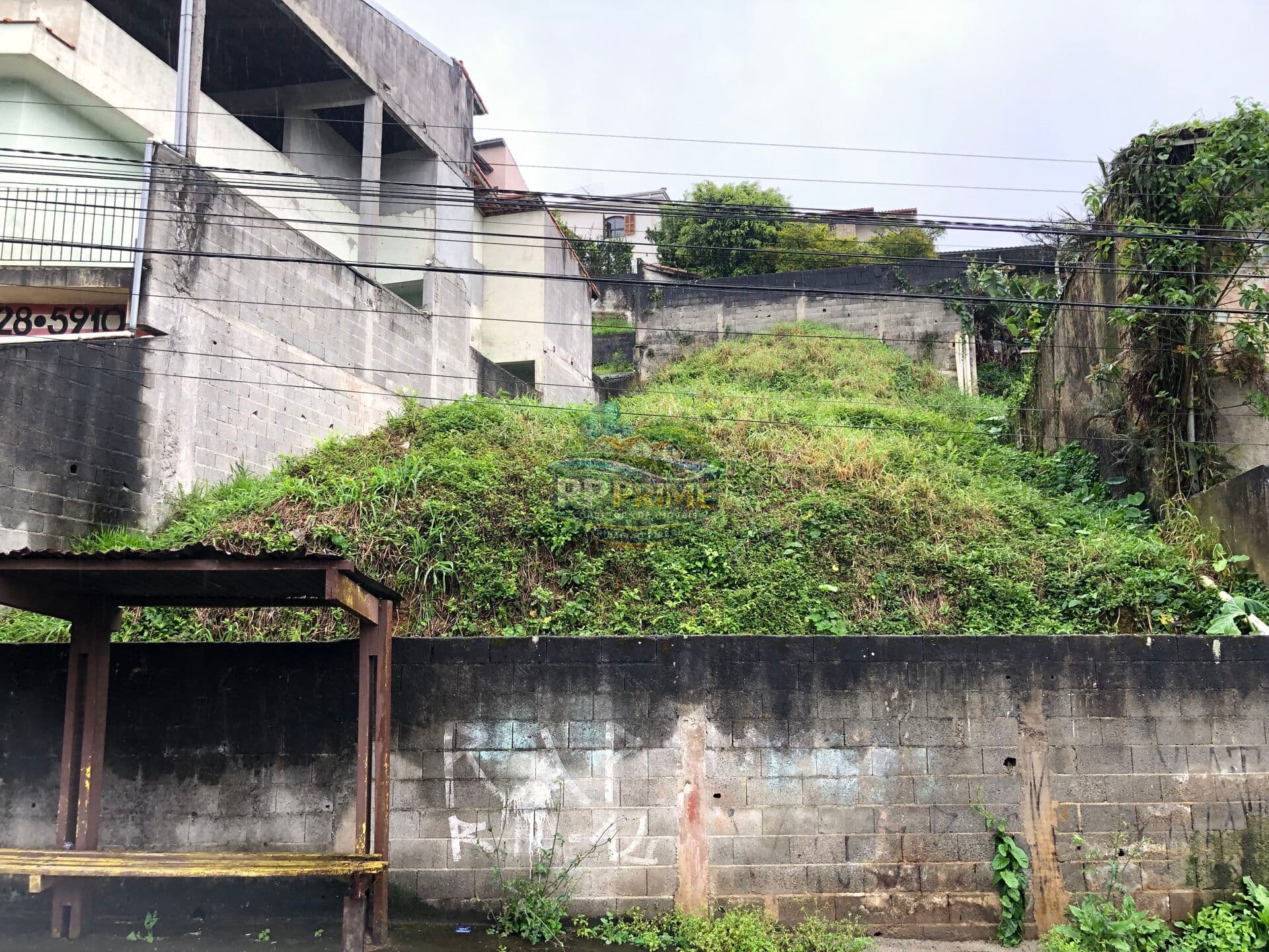 Lote/Terreno em Ribeirão Pires - Suíssa