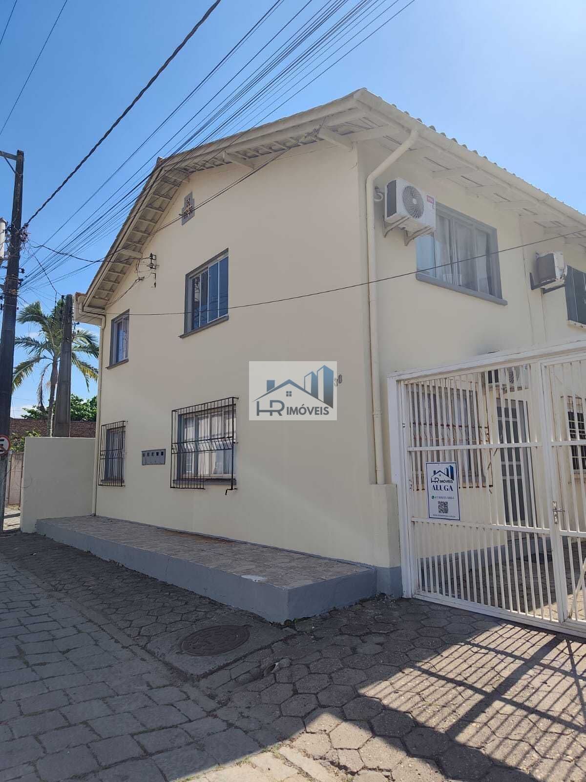 Sobrado Geminado MOBILIADO no Centro, Balneário Piçarras/SC