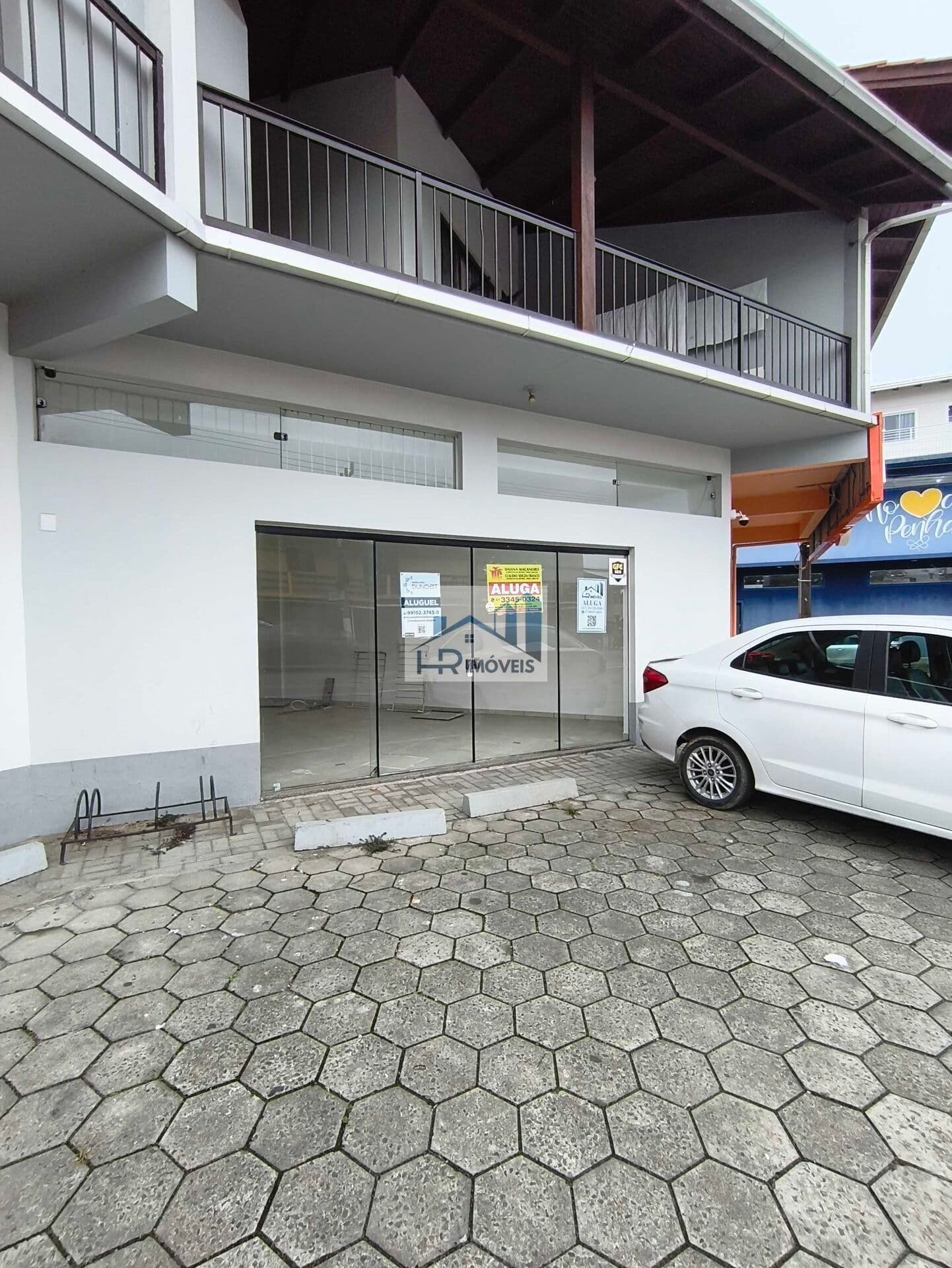 Sala/Conjunto em Penha - Centro