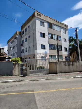 Apartamento em Penha - Armação