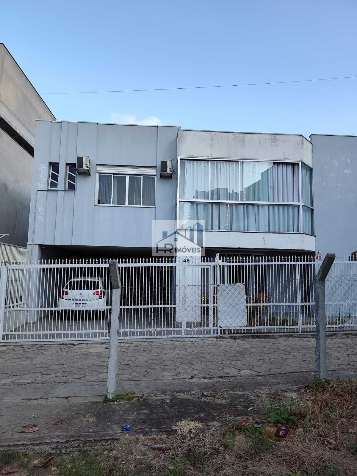 Sobrado em Balneário Piçarras - Centro