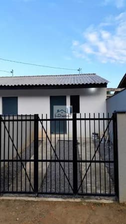 Kitnet para alugar no bairro Itacolomi - Balneário Piçarras/SC