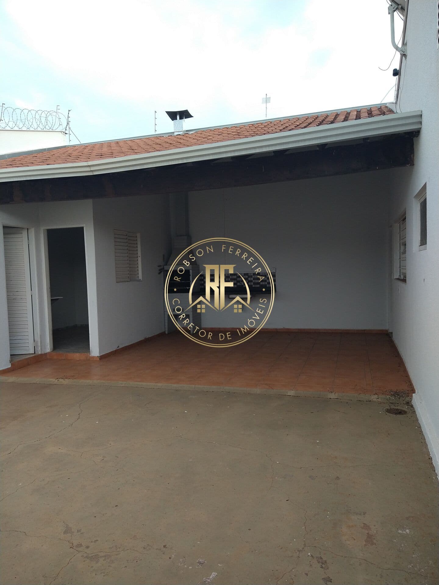 excelente imovel com 3 quartos sendo 2 suites ,sala,copa e varandra Gourmet