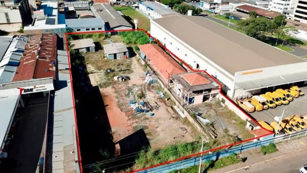 Terreno Comercial Estratégico no SIA Trecho 3 – 4.000 m² em Localização Privilegiada