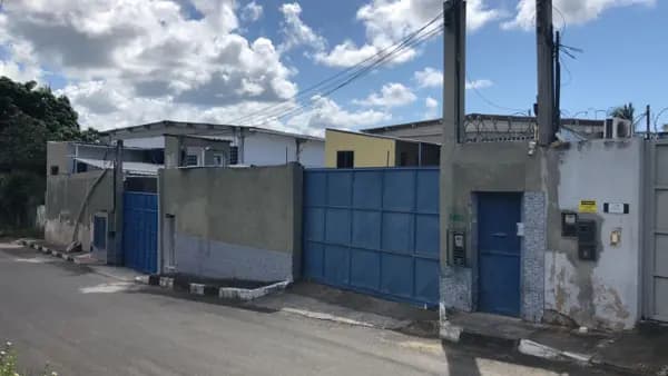 Indústria à venda no bairro Recreio Ipitanga em Lauro de Freitas/BA