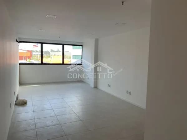 Sala à venda no bairro São Cristóvão em Salvador/BA