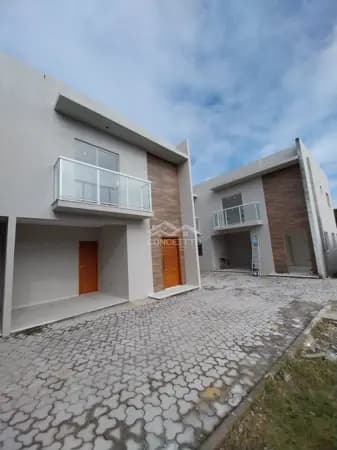 Casa à venda no bairro Centro em Lauro de Freitas/BA