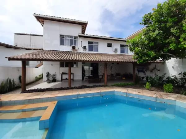 Casa à venda no bairro Vilas do Atlantico em Lauro de Freitas/BA