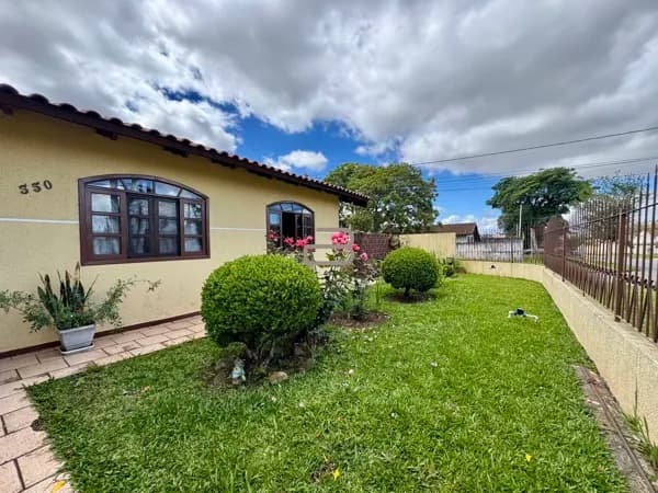 Casa em São José dos Pinhais - Afonso Pena
