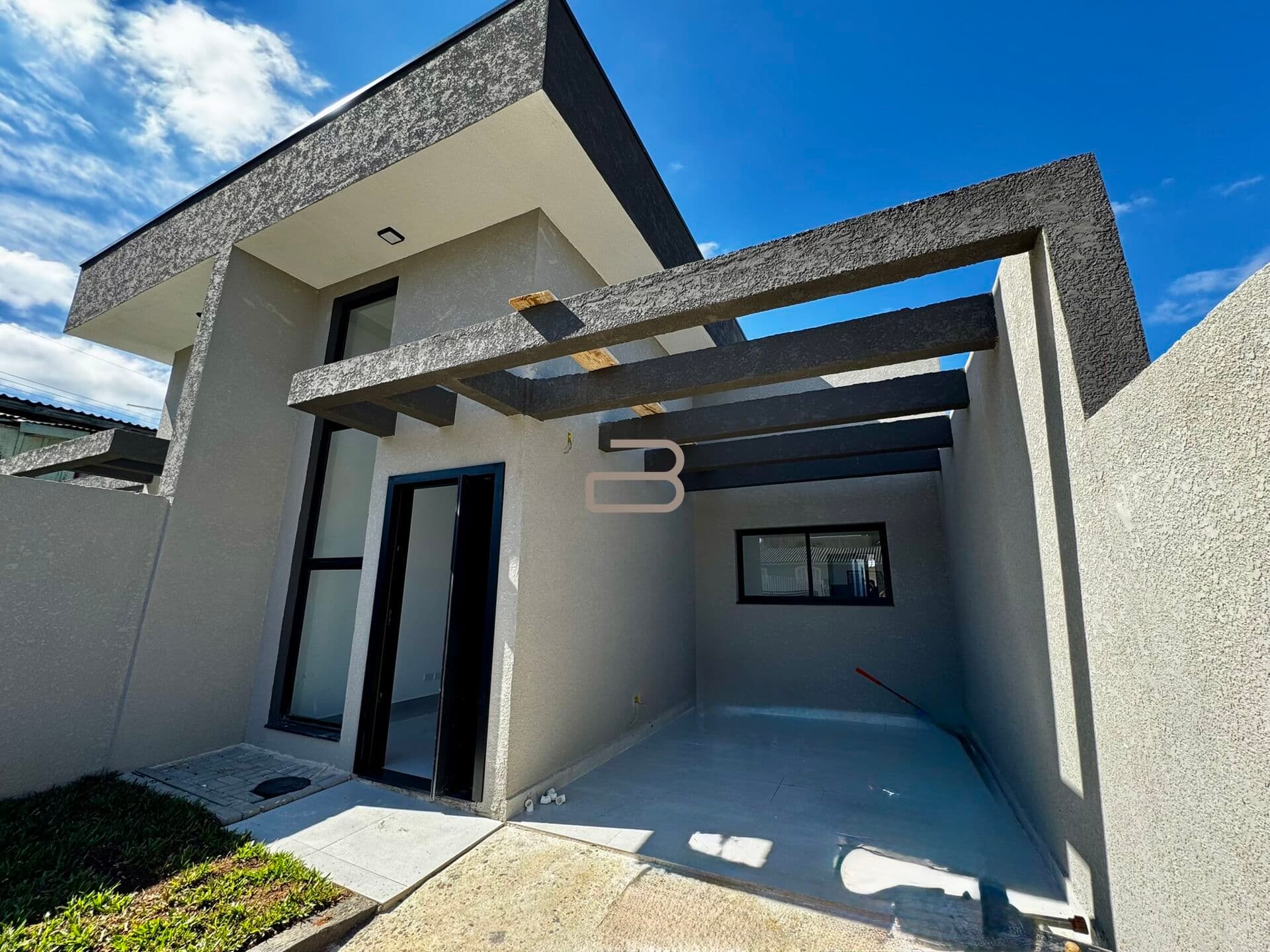 Casa em São José dos Pinhais - Boneca do Iguaçu