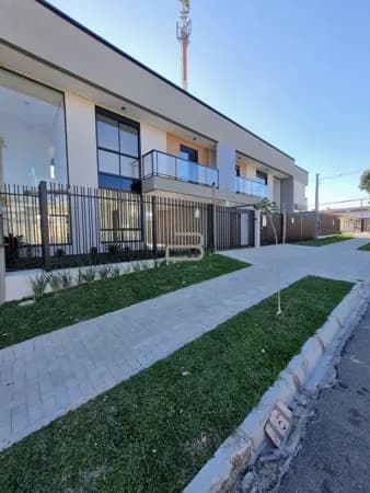 Sobrado em São José dos Pinhais - Cidade Jardim