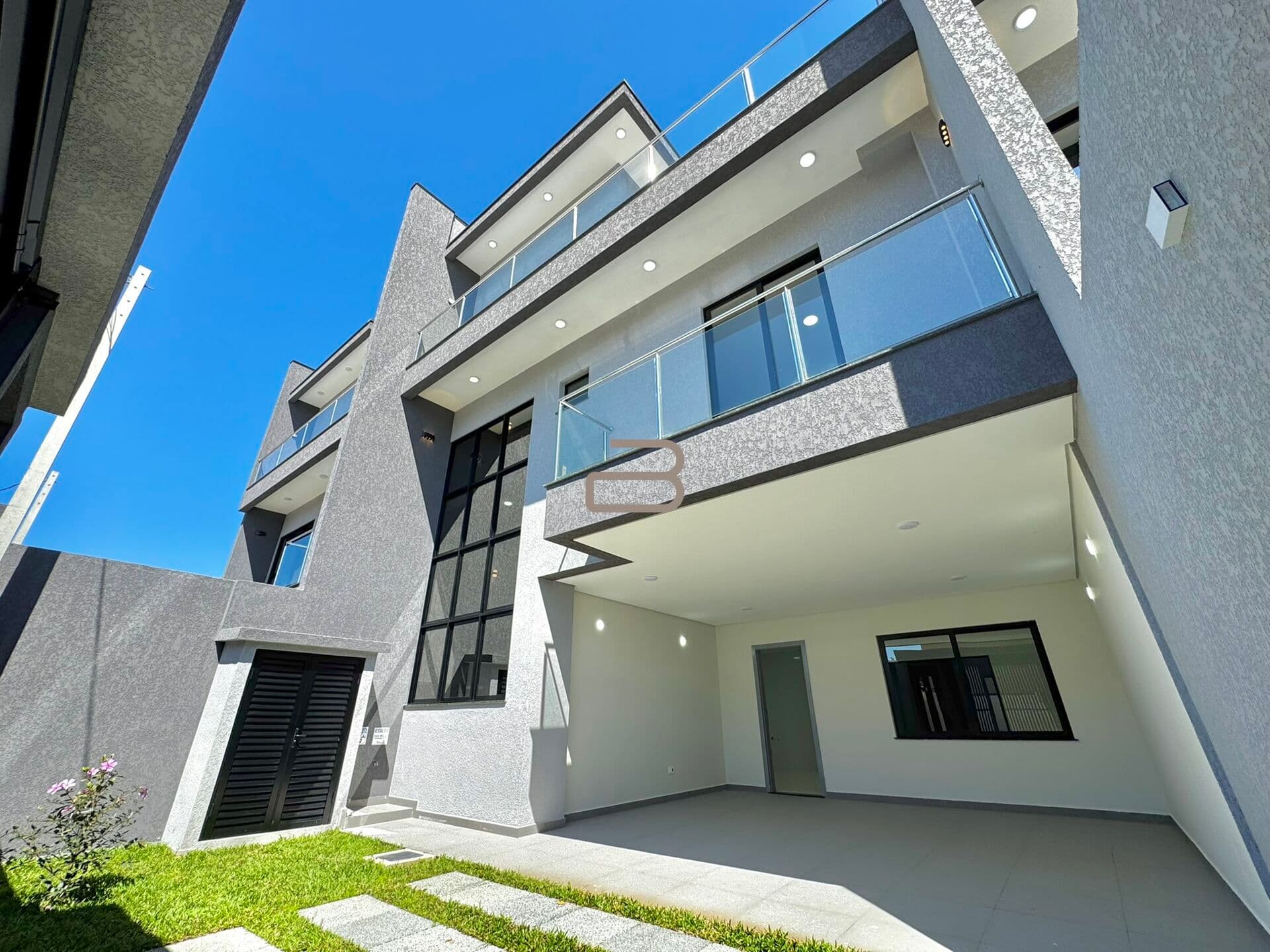 Triplex Alto Padrão