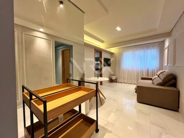 Apartamento Decorado Disponível para Venda com 2 Dormitórios e Sacada + Lazer na Cobertura em Santos/SP