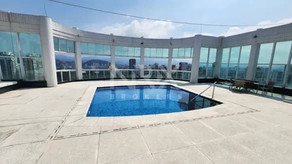 Maravilhosa Cobertura Triplex com Vista para o Mar no Gonzaga em Santos/SP