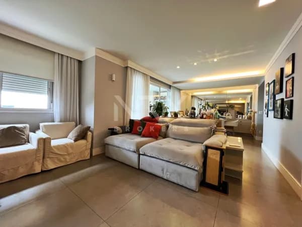 Aconchegante Apartamento com Terraço Gourmet em Condonínio Clube na Ponta da Praia em Santos/SP