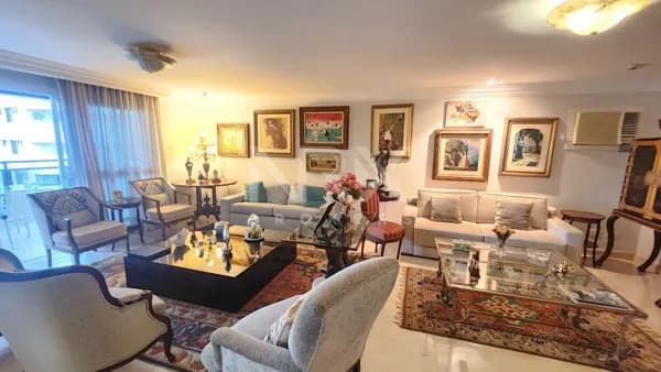 Amplo Apartamento com 4 Dormitórios na Villa Rica em Santos/SP