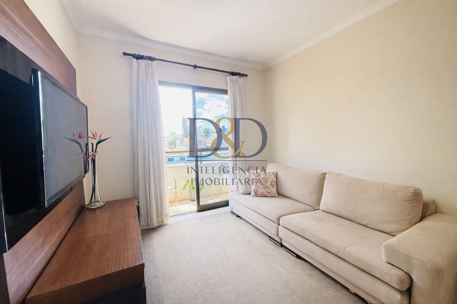 ED. SAFIRA - Apartamento