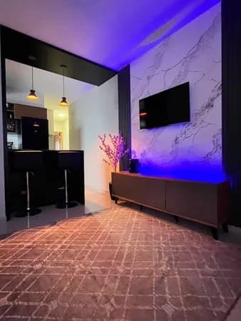 Apartamento à Venda em Palhoça com 2 Quartos, Suíte e Mobiliado