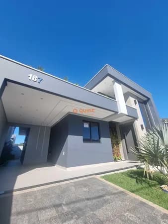 Casa 3 quartos com piscina em Palhoça