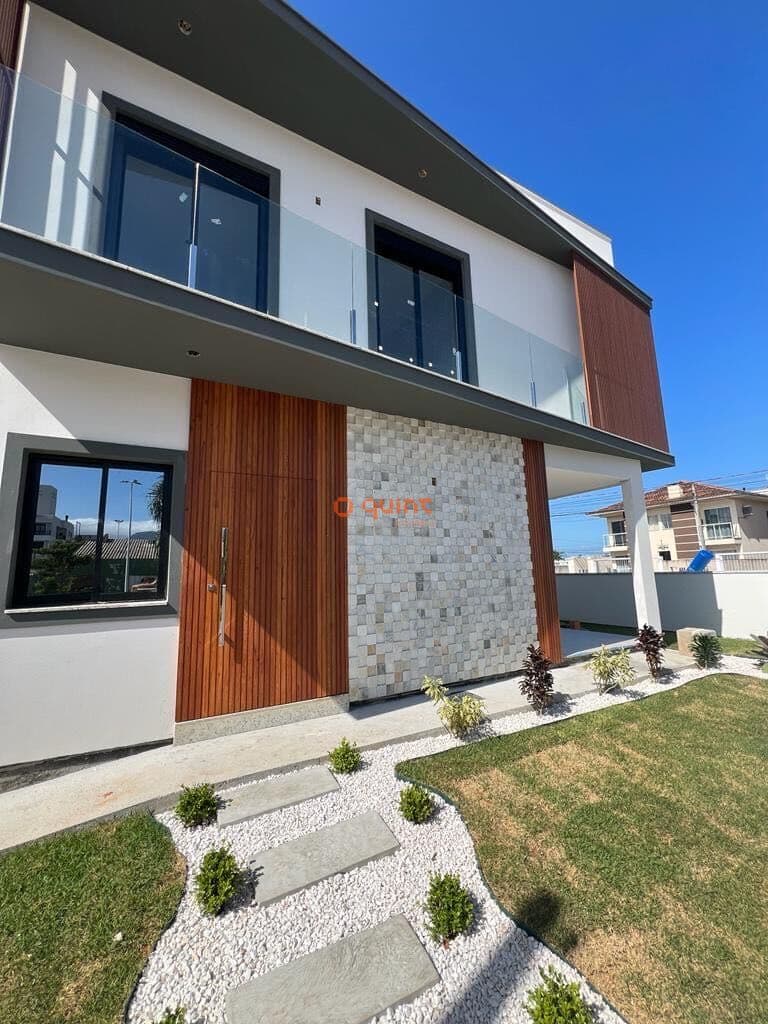Casa em Palhoça - Nova Palhoça