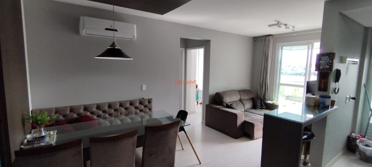 Apartamento com 2 quartos no Aririú em Palhoça.