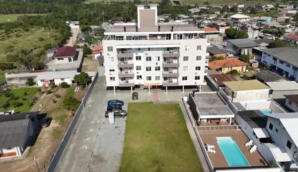 Cobertura dos Sonhos em Palhoça: Vista Incrível, Espaço Único e Lazer Completo! ️☀️