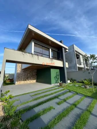 CASA ALTO PADRÃO À VENDA | NOVO HORIZONTE – SÃO JOSÉ/SC