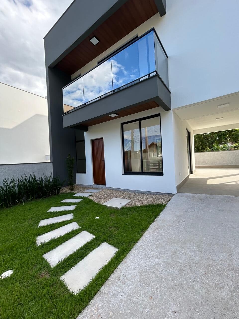 Sobrado em São José - Potecas